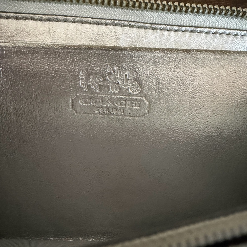 Coach Cream and Gray Women's Wallet-Y2K - Picture 10 of 11